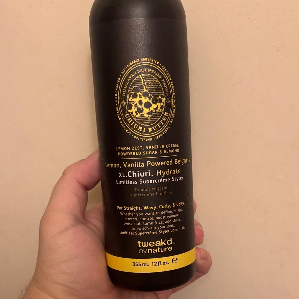 2 Tweak'd by Nature xL. Chiuri Hydrate Styler - lemon, vanilla powdered beignets